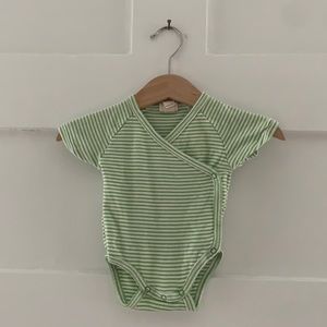 Green striped baby bodysuit / PM-B0054